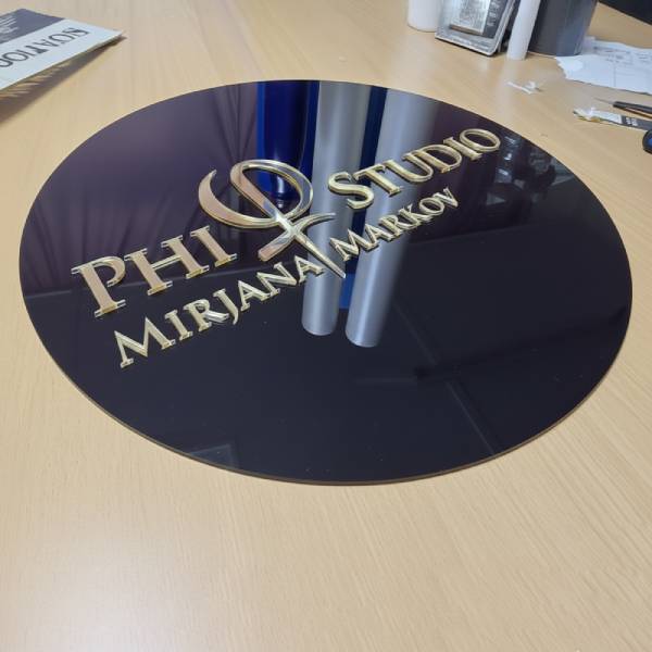 Phi Studio - reklamna tabla