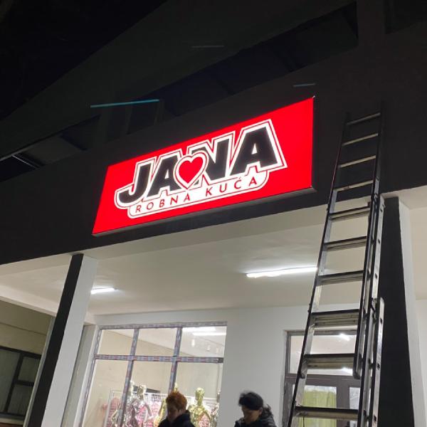 Robna kuca Jana - svetleca reklama